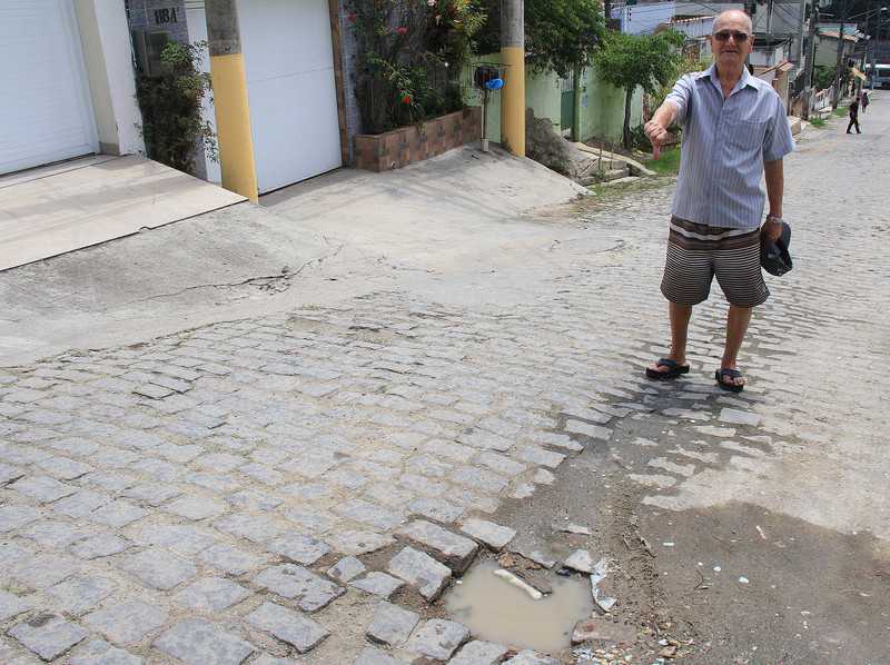 Idosos enfrentam desafios para circular em São Gonçalo