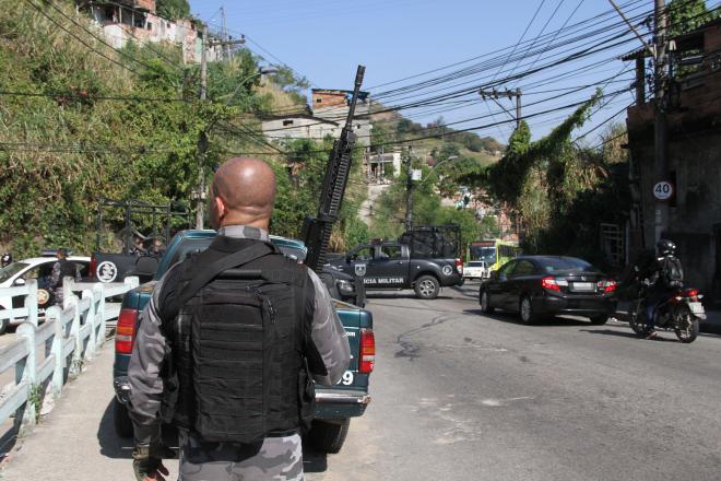 Dia de guerra em Niterói e Angra